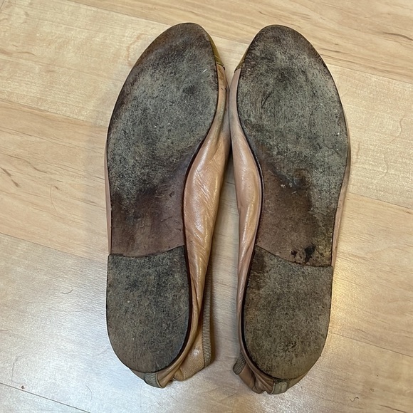 CHANEL Classic Ballet Flats in Nude quilted gold cap toe size 38 FAIR CONDITION - Picture 5 of 6